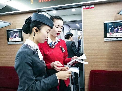初三學航空乘務專業(yè)去哪個學校好？